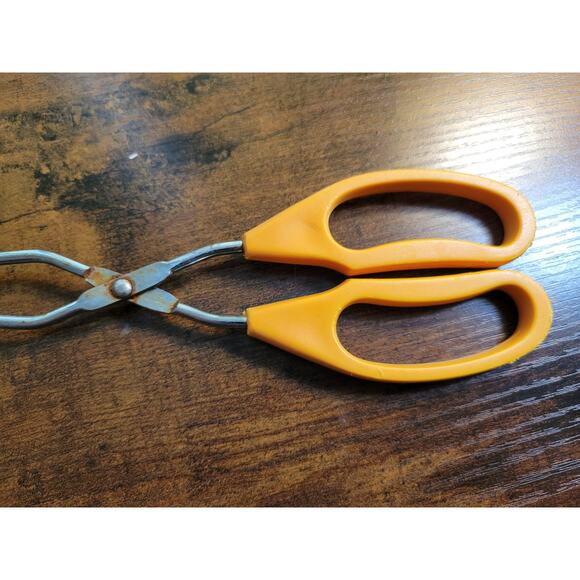Vintage Yellow Plastic Handle 10" Stainless Steel Tongs - Made in China - Picture 6 of 8